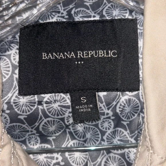 Banana Republic Women’s Classic Trench Coat - Size Small - Picture 7 of 11